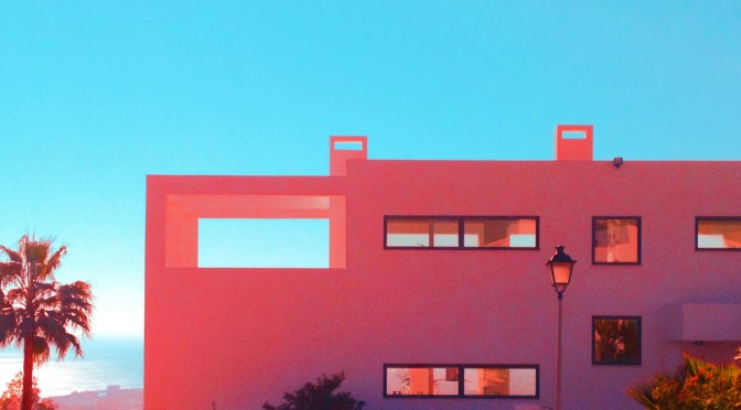 Quickly around the world and back. (Remembering memory)